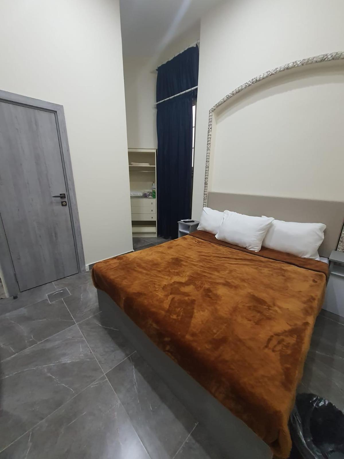 زافيرو اتينيوس